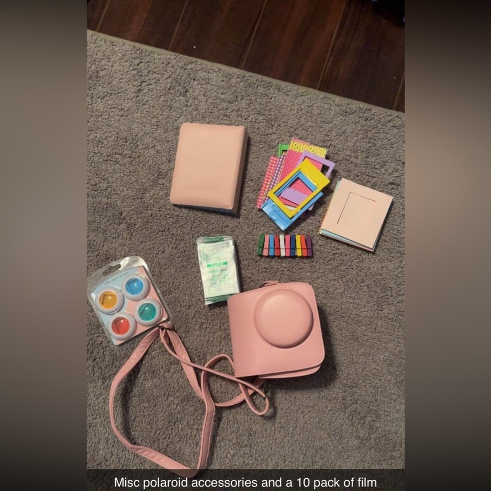 Misc Polaroid accessories plus case